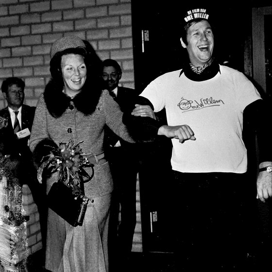 Uit het archief: Ome Willem en Beatrix openen de Vierstee (1978)