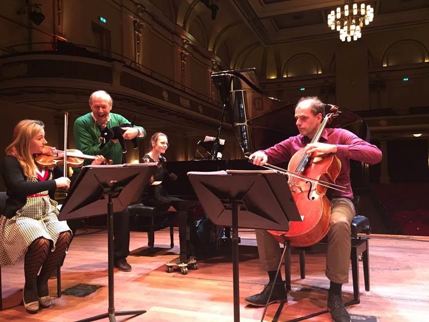 Een indruk van De koning, de kat en de viool