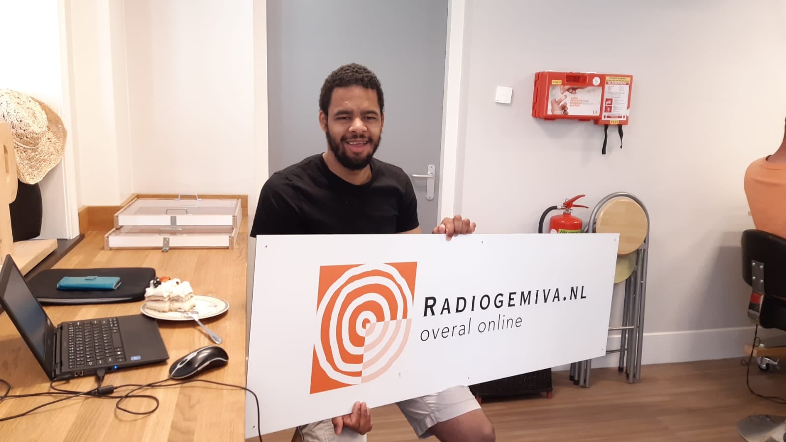 DJ Juraini interviewt Edwin 